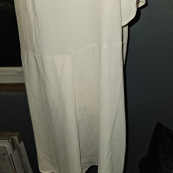 Lane Bryant Womans Short Sleeve White Blouse Size 22/24 - Picture 11 of 12